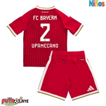 Camiseta Bayern Munich Dayot Upamecano #2 Primera Equipación para niños 2026-27 manga corta (+ pantalones cortos)